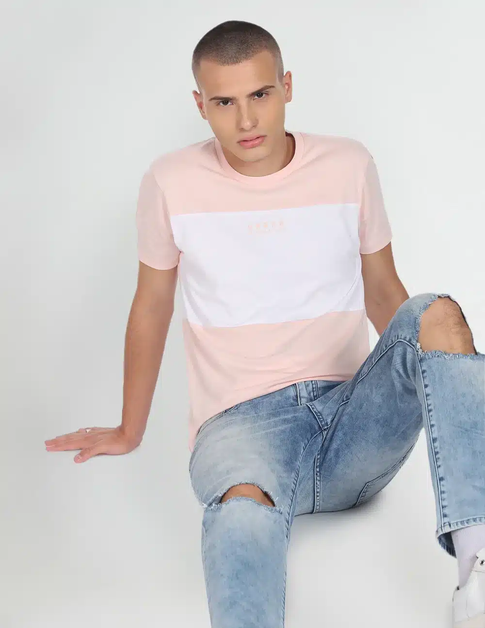 Men Light Pink Colour Block Cotton T-Shirt - Image 2