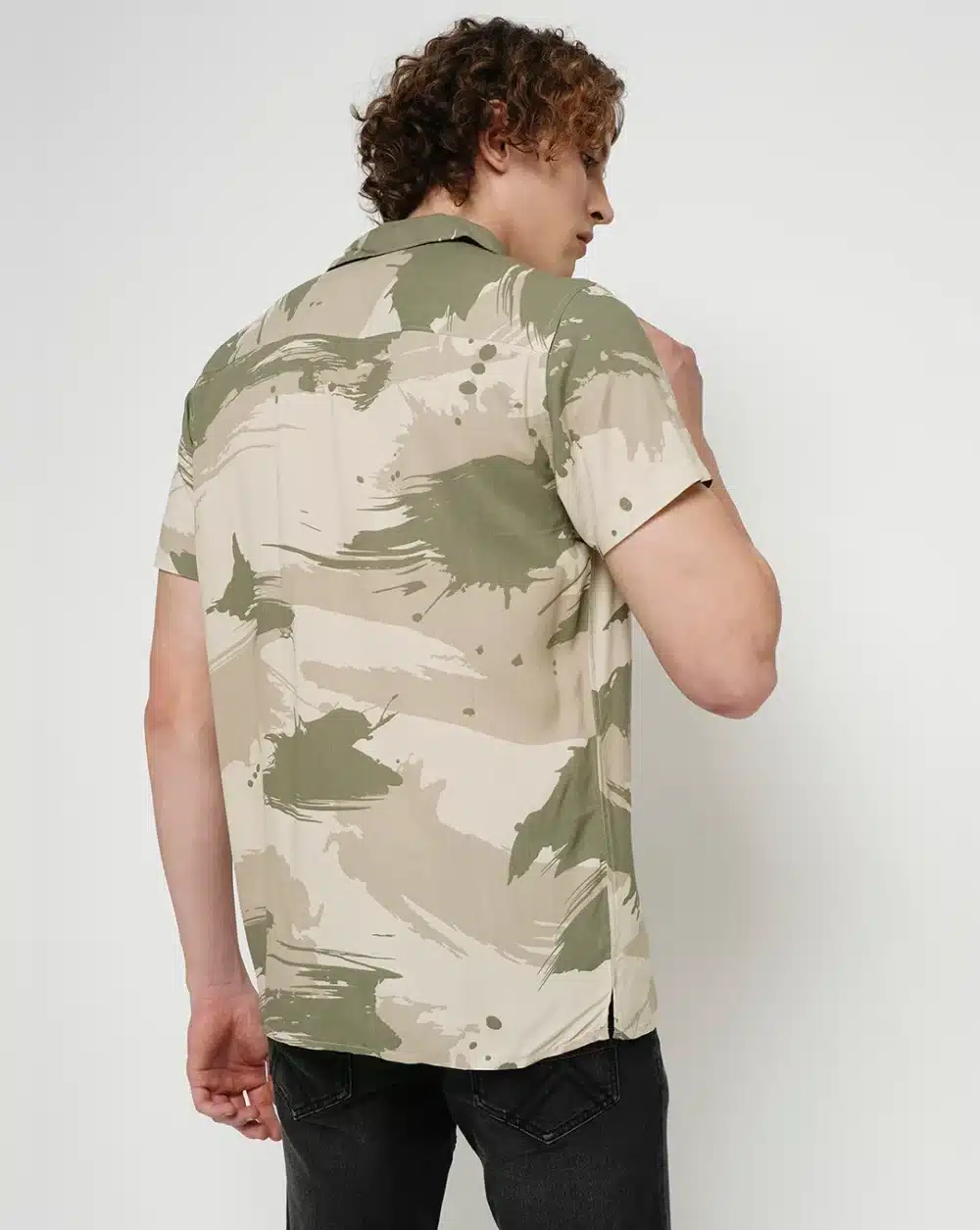 Green & Beige Printed Shirt - Image 4