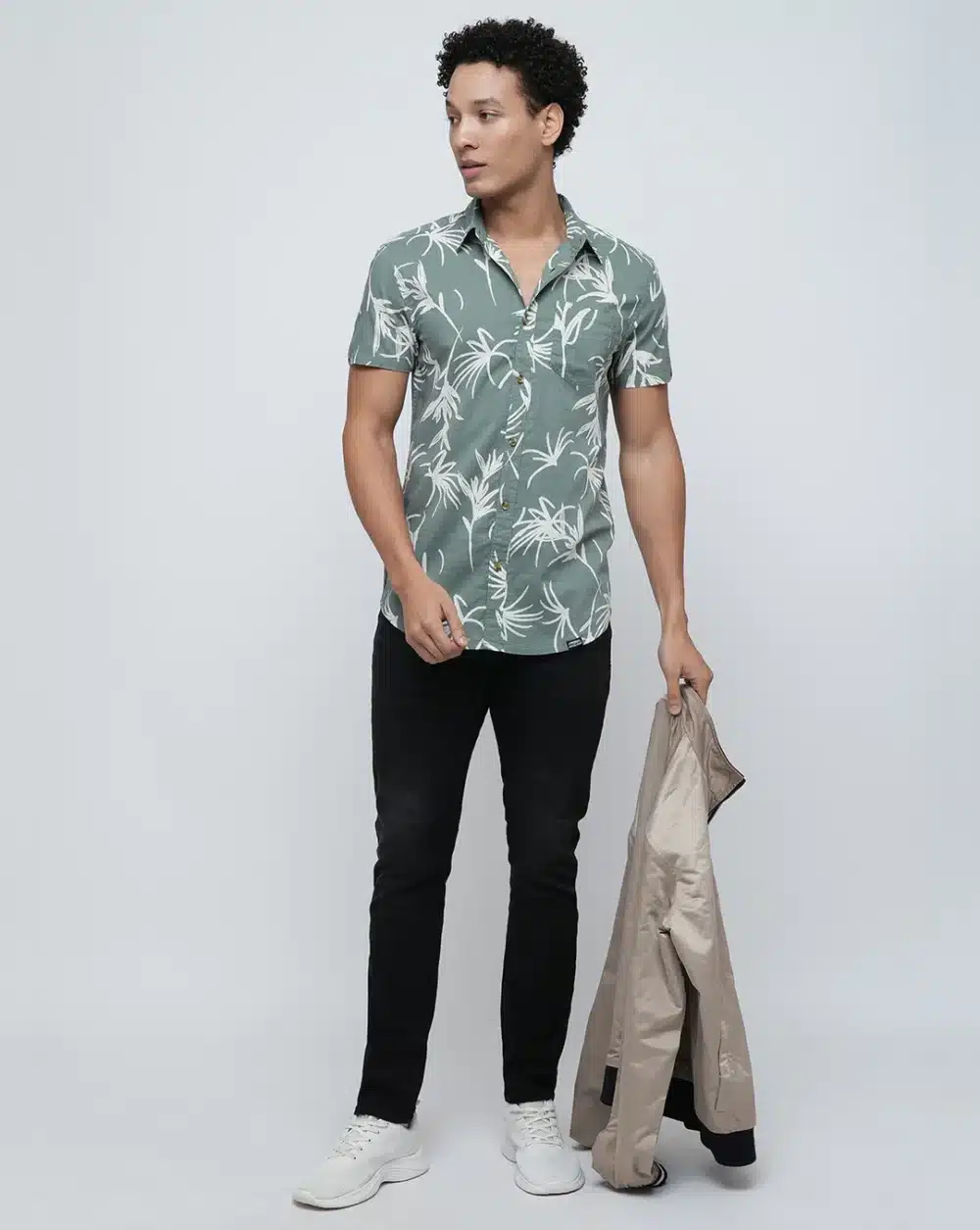 Green Printed Short Sleeves Shirt - Image 5