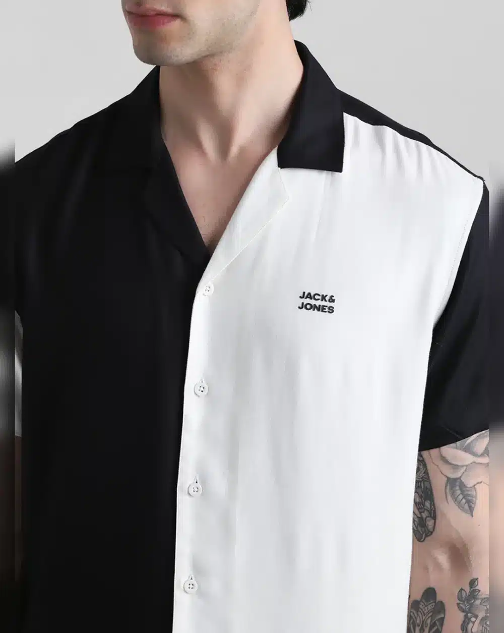 White Colourblocked Short Sleeves Shirt - Image 5