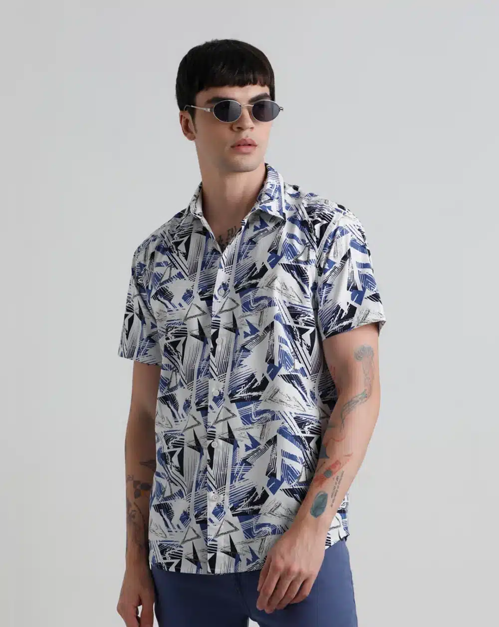 White Abstract Print Short Sleeves Shirt - Image 2