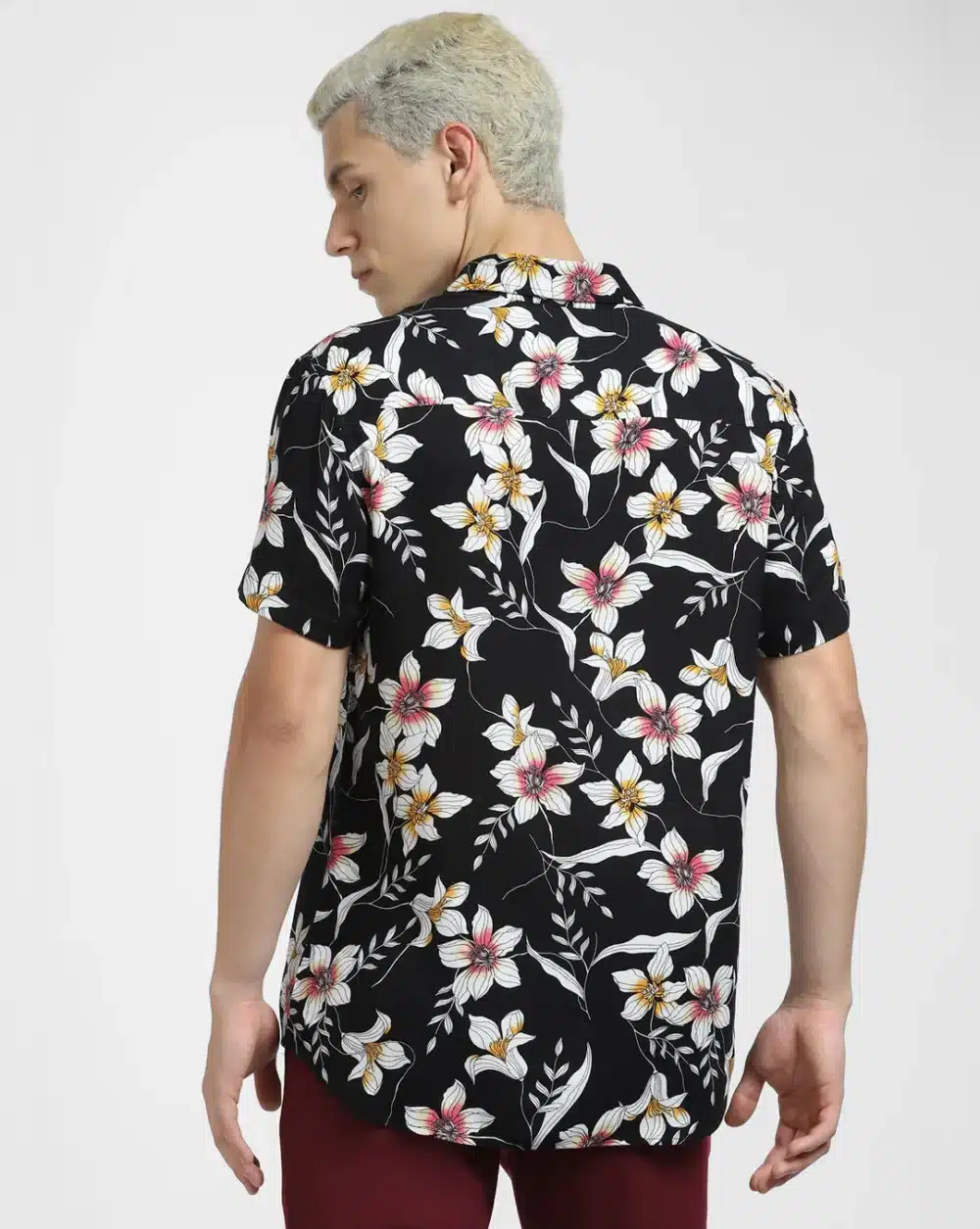 Black Floral Print Short Sleeves Shirt For Men - Image 4