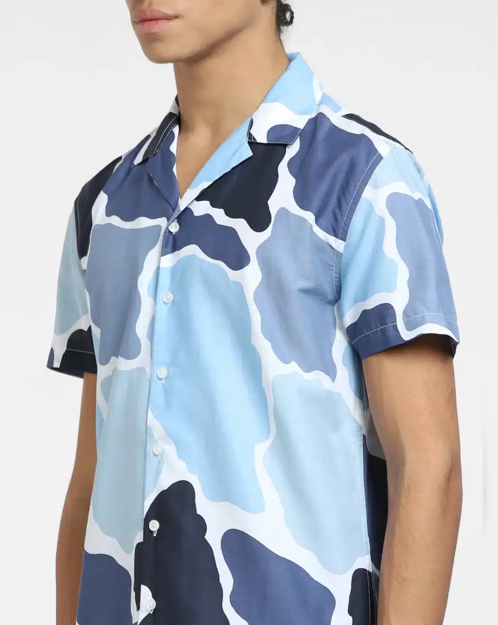 Blue Printed Short Sleeves Shirt - Image 5