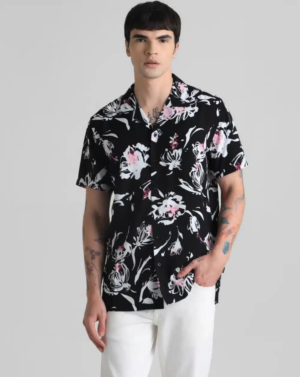 Black Floral Short Sleeves Shirt - Image 2