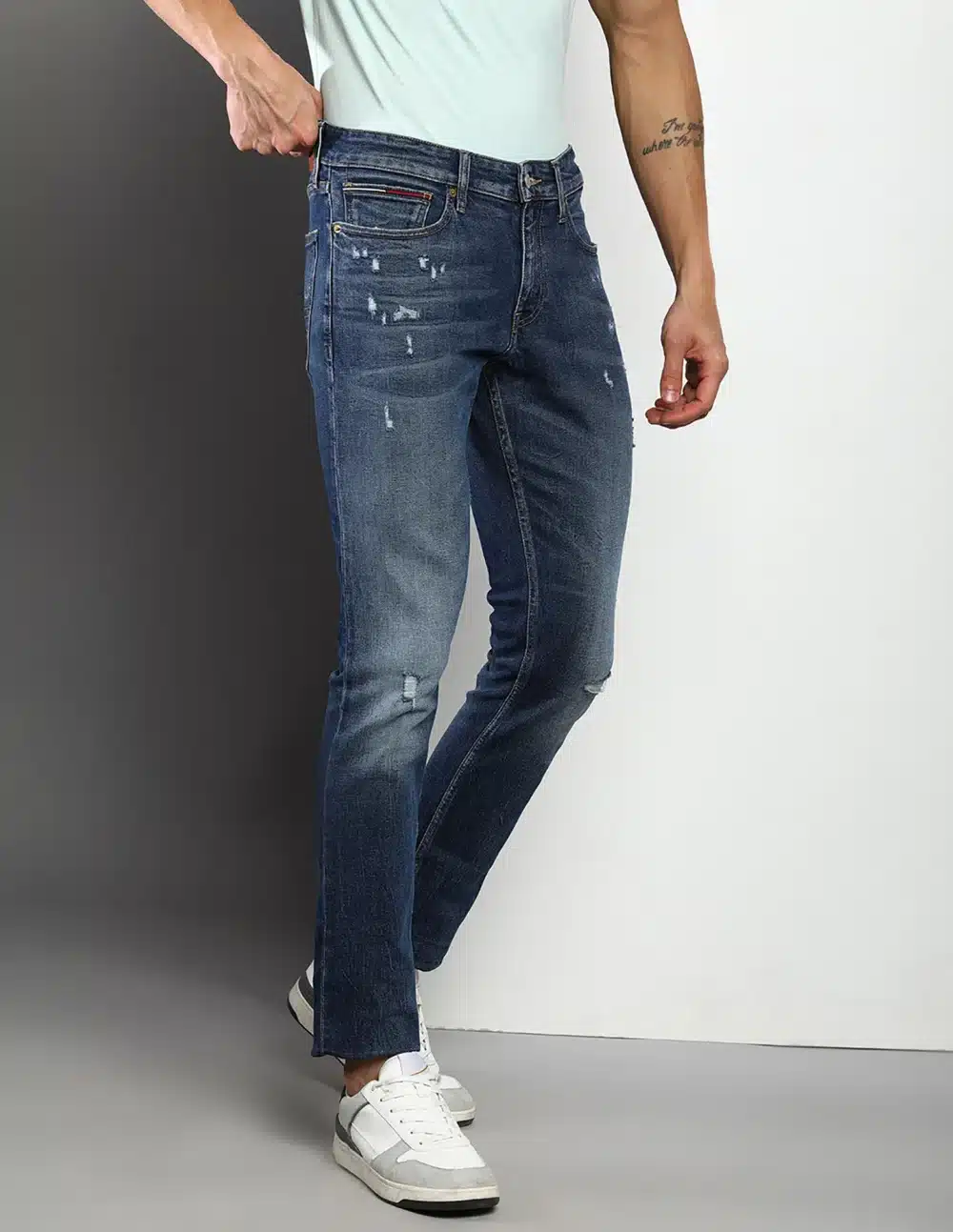 Whiskered Mid Rise Slim Fit Jeans For Men - Image 4