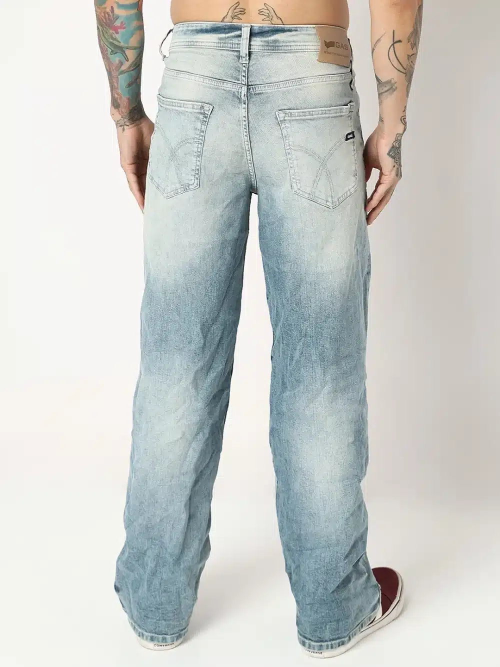 Men Flared Fit Mid Rise Jeans - Image 4