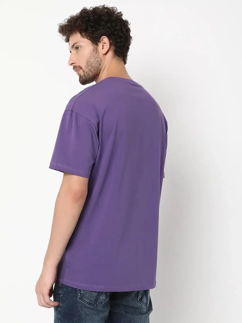 Tailored Comfort Round Neck Men's T-Shirt - Image 3