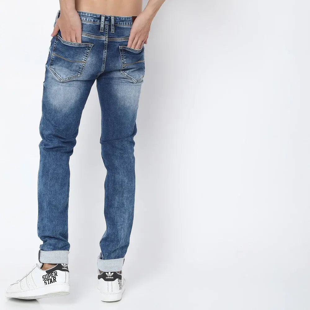 Men Straight Fit Solid Mid Rise Jeans - Image 3